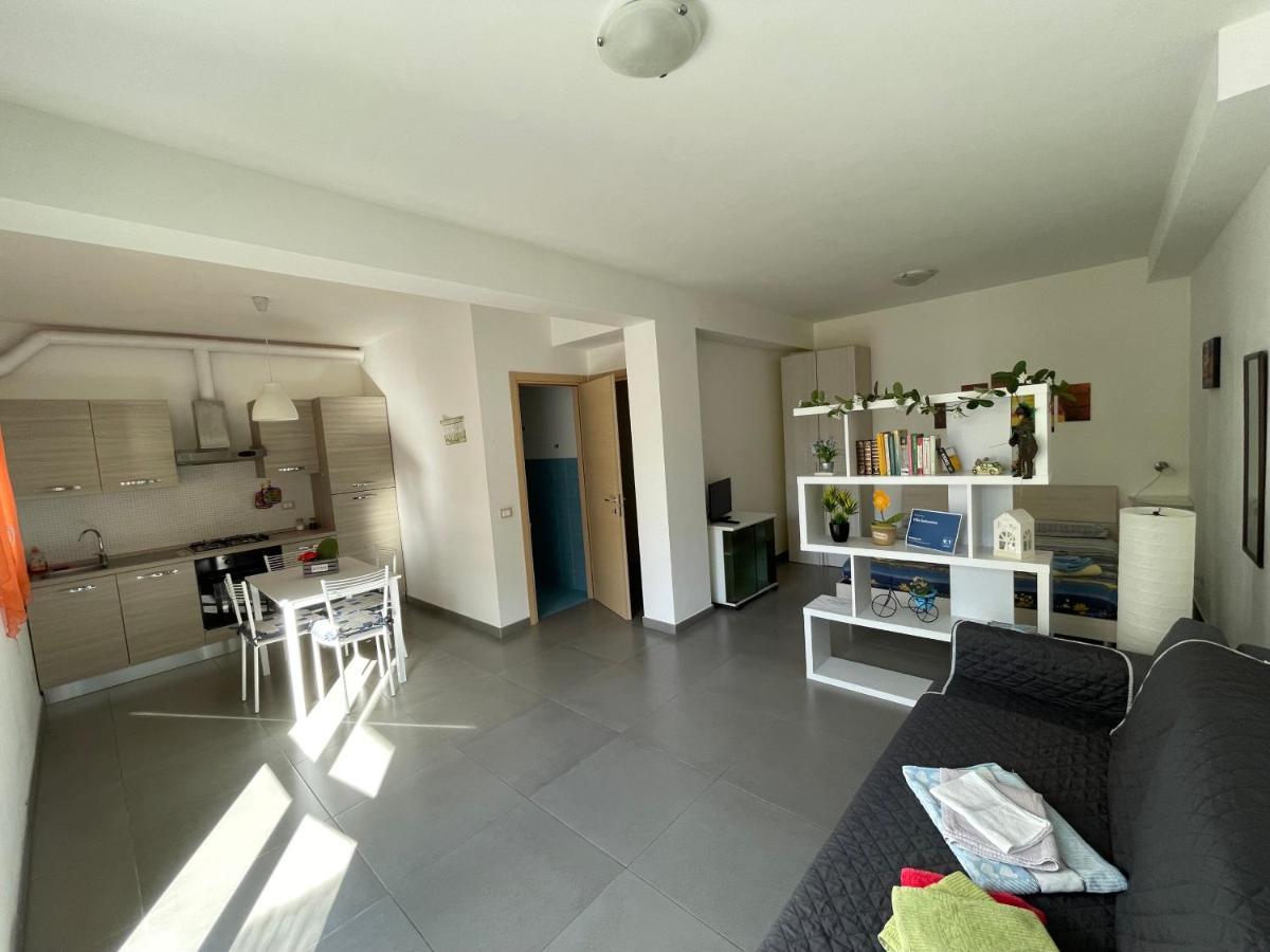 Villa Gelsomino อาโวลา ภายนอก รูปภาพ