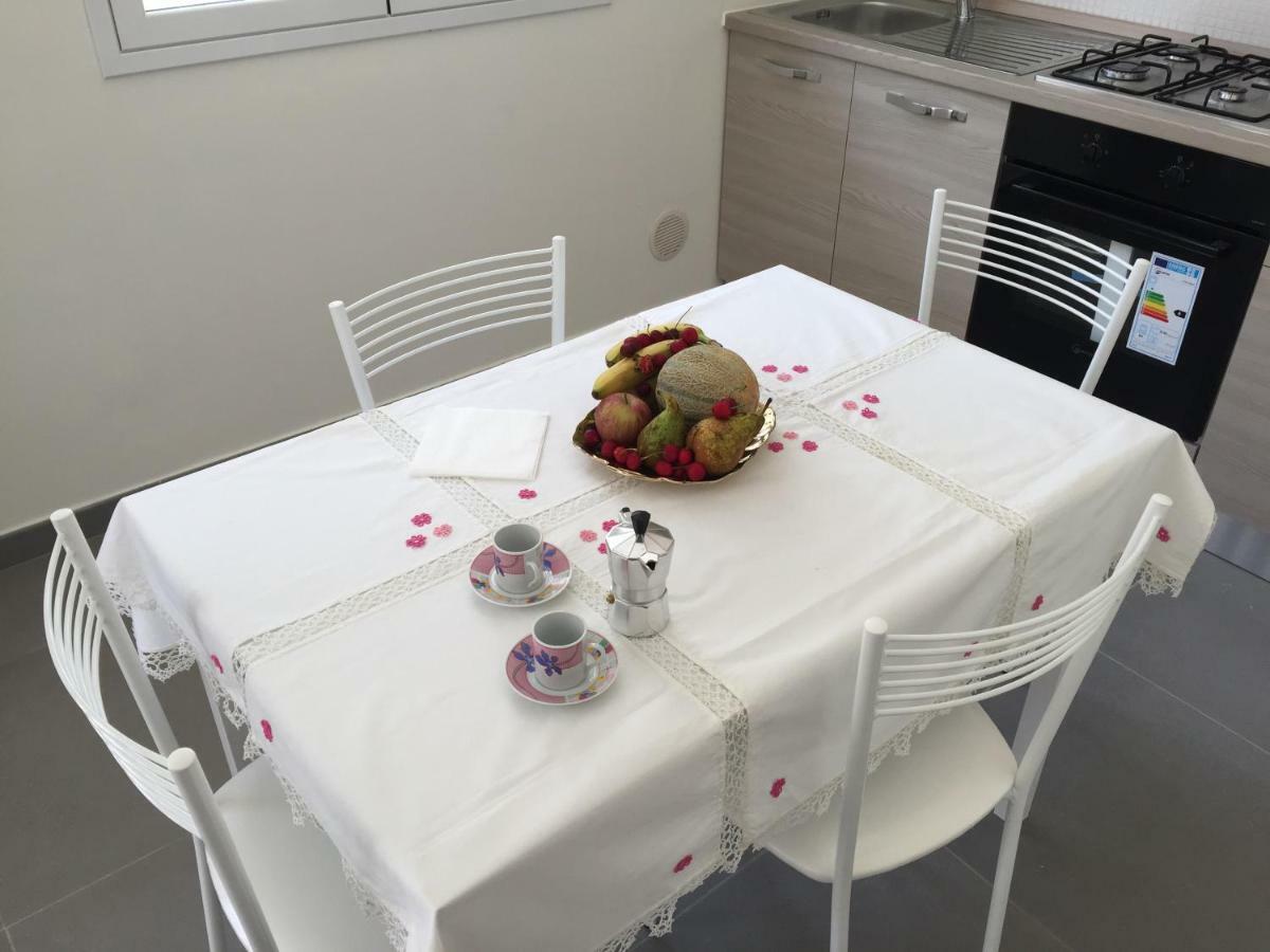 Villa Gelsomino อาโวลา ภายนอก รูปภาพ