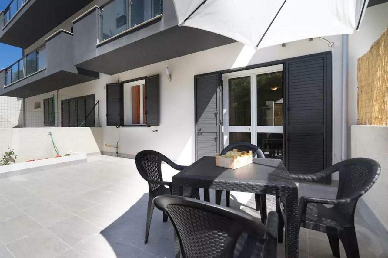 Villa Gelsomino อาโวลา ภายนอก รูปภาพ